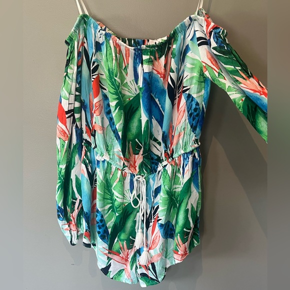 Off shoulder tropical floral print long sleeved romper - Picture 5 of 9